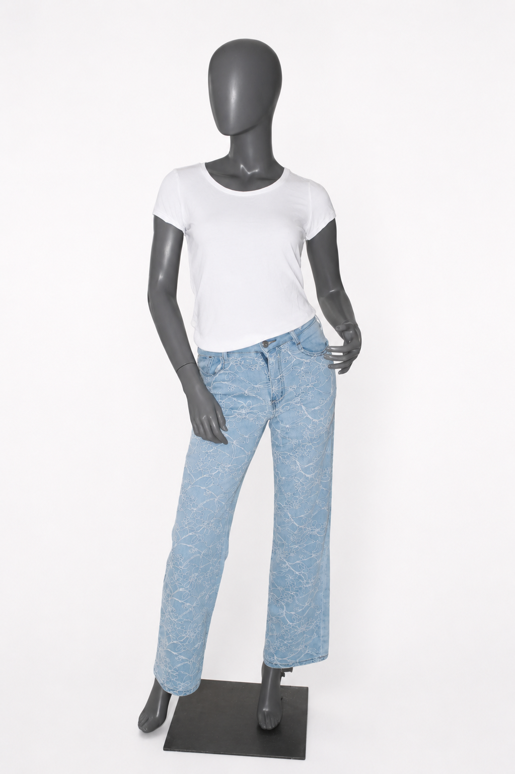 Jeans met floral borduur voorkant