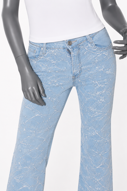 Jeans met floral borduur voorkant detail