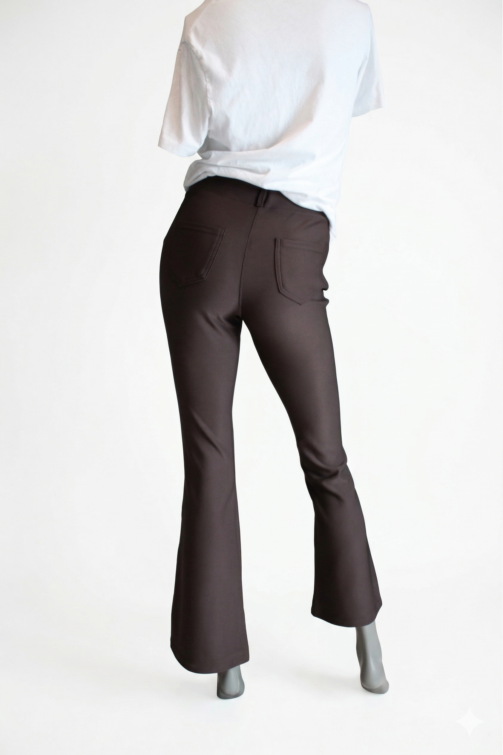 comfortbroek bruin Flair achterkant
